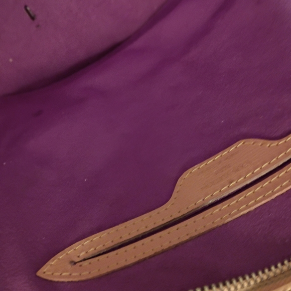 Louis Vuitton Yellow Tote Bag - Picture 15 of 16